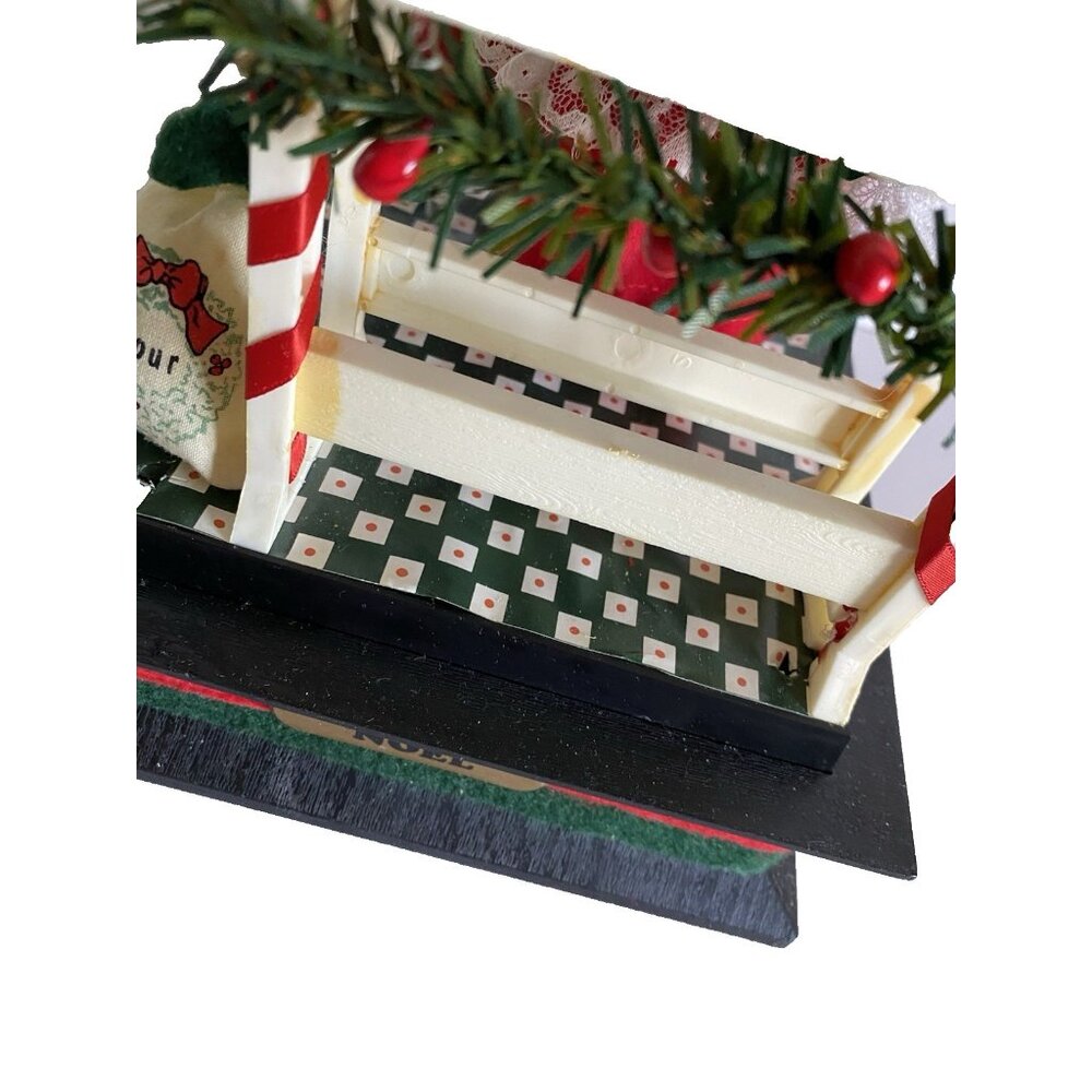 Vintage 1993 Musical Light-Up Mrs. Claus Noel Holiday Decor - Picture 5 of 14